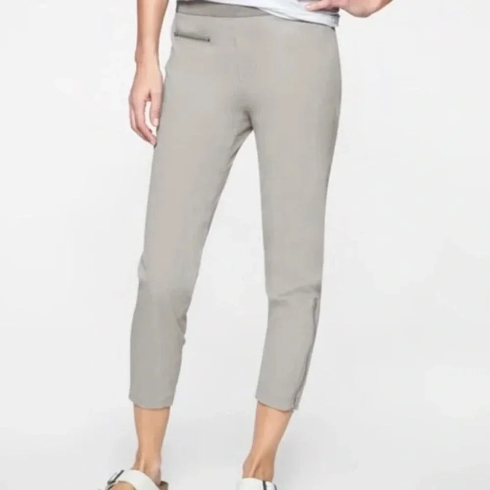 Athleta Pants Women's 10 Mod Trekkie Cropped Ankle Zip Gray Athleisure Career